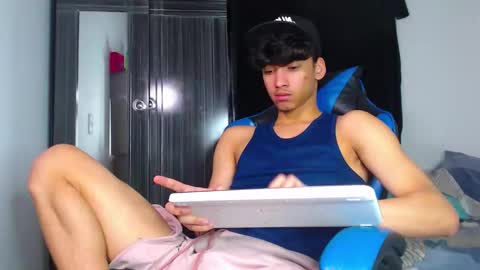 Snapshot of lyam_russo chatting on February 2026 07:45:01 PM Lyam online show from February 2026 07:45:01 PM