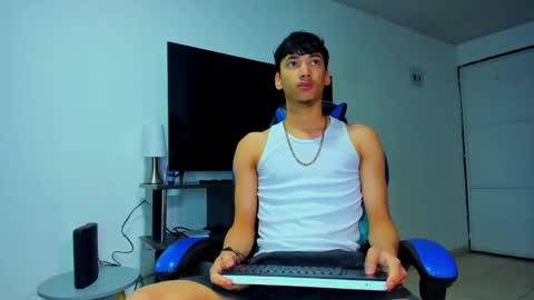 Lyam online show from May 2026 09:17:01 AM