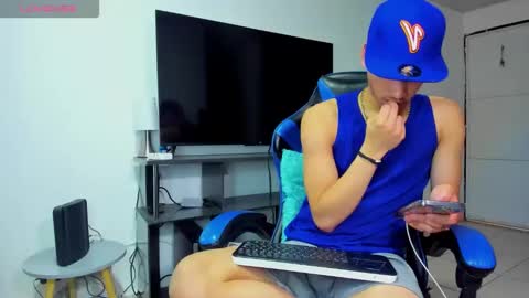 Lyam online show from May 2026 09:23:02 PM
