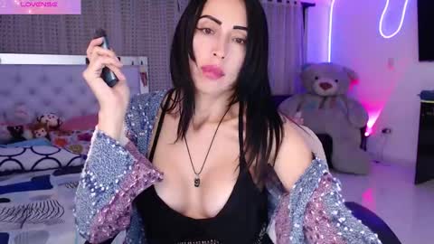 Snapshot of lyann_ chatting on October 2025 02:53:02 AM Lyann online show from October 2025 02:53:02 AM