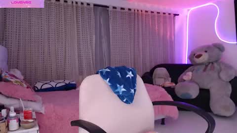 Snapshot of lyann_ chatting on October 2025 02:45:01 AM Lyann online show from October 2025 02:45:01 AM