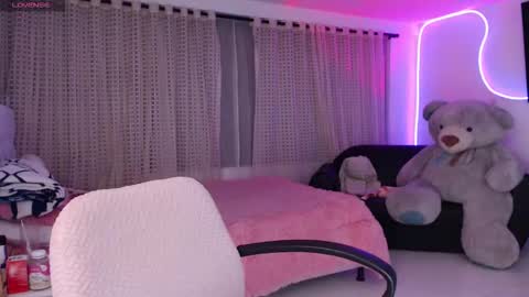 Snapshot of lyann_ chatting on October 2025 02:30:02 AM Lyann online show from October 2025 02:30:02 AM