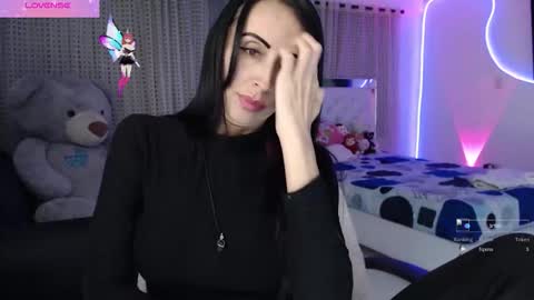 Snapshot of lyann_ chatting on November 2025 01:38:01 AM Lyann online show from November 2025 01:38:01 AM