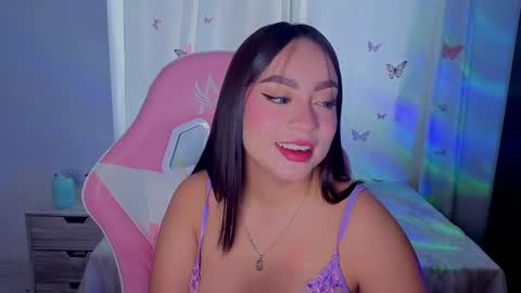 Snapshot of lyavalmont chatting on May 2026 06:38:01 PM lyavalmont online show from May 2026 06:38:01 PM
