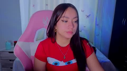 Snapshot of lyavalmont chatting on May 2026 06:46:01 PM lyavalmont online show from May 2026 06:46:01 PM