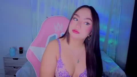 Snapshot of lyavalmont chatting on May 2026 10:49:02 PM lyavalmont online show from May 2026 10:49:02 PM