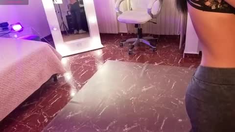  Lycoris  online show from April 2026 09:19:01 PM