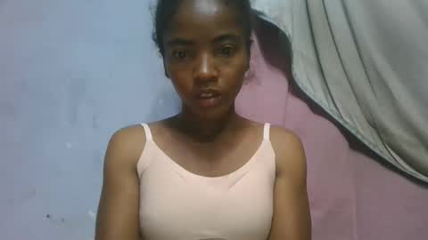 lydie856696 online show from April 2026 04:56:01 AM