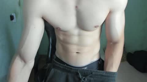 Snapshot of lyg7 chatting on September 2025 10:20:01 AM Gothdaddy online show from September 2025 10:20:01 AM