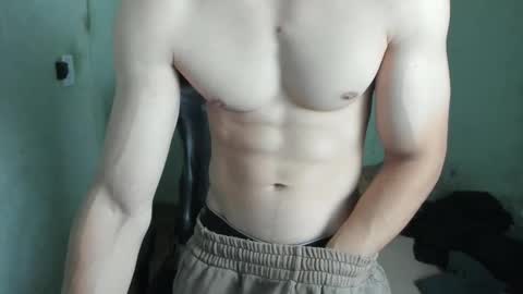 Snapshot of lyg7 chatting on October 2025 11:50:01 PM Gothdaddy online show from October 2025 11:50:01 PM