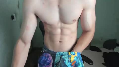 Snapshot of lyg7 chatting on October 2025 07:14:01 AM Gothdaddy online show from October 2025 07:14:01 AM