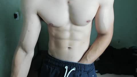 Snapshot of lyg7 chatting on November 2025 10:21:02 PM Gothdaddy online show from November 2025 10:21:02 PM