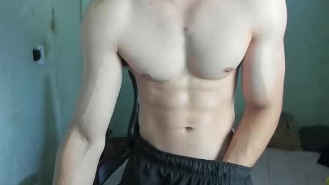 Snapshot of lyg7 chatting on February 2026 11:33:01 AM Gothdaddy online show from February 2026 11:33:01 AM