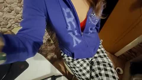 Snapshot of lygcppzzdkqm chatting on February 2026 03:28:02 AM zzz online show from February 2026 03:28:02 AM