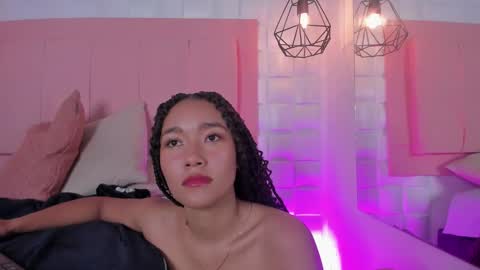 Snapshot of lyhana_lee chatting on January 2025 07:10:02 PM Lyhana Lee online show from January 2025 07:10:02 PM