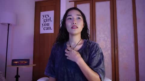 Snapshot of lyhana_lee chatting on November 2025 02:06:01 PM Lyhana Lee online show from November 2025 02:06:01 PM