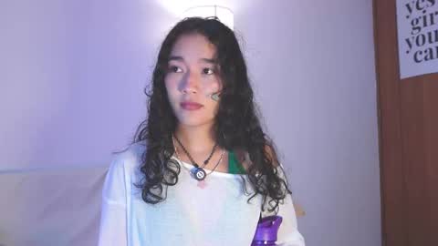 Snapshot of lyhana_lee chatting on November 2025 06:42:02 PM Lyhana Lee online show from November 2025 06:42:02 PM