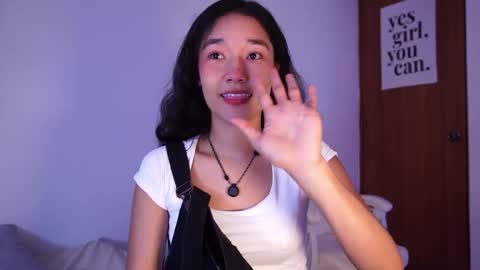 Snapshot of lyhana_lee chatting on December 2025 02:37:01 PM Lyhana Lee online show from December 2025 02:37:01 PM