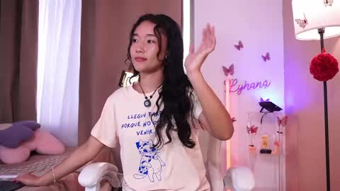 Snapshot of lyhana_lee chatting on May 2026 02:44:02 PM Lyhana Lee online show from May 2026 02:44:02 PM