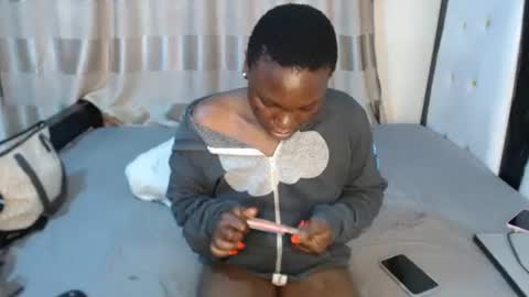 lyiajee online show from November 2025 09:41:02 AM