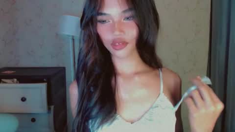 LYKA LOOPS online show from March 2026 09:44:01 AM