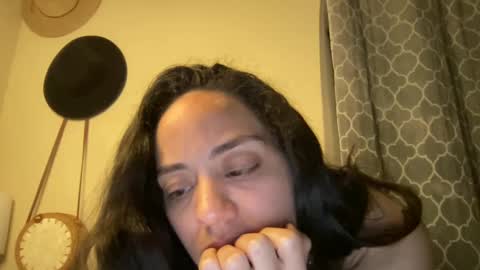 Olivia online show from February 2025 04:57:01 AM