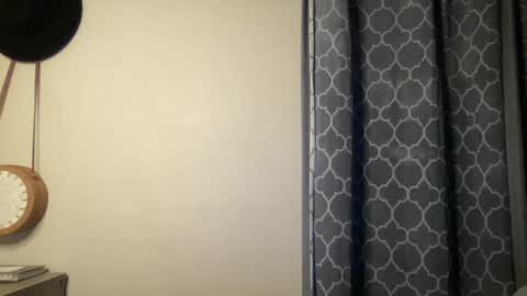 Olivia online show from February 2025 04:44:02 AM