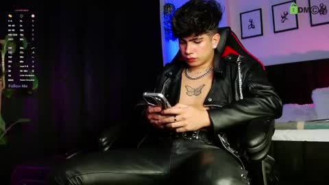 Snapshot of lylebennett_ chatting on March 2026 12:00:01 PM Lyle Bennett Freelance Model online show from March 2026 12:00:01 PM