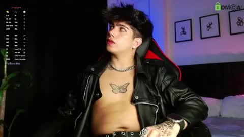 Snapshot of lylebennett_ chatting on March 2026 10:41:01 AM Lyle Bennett Freelance Model online show from March 2026 10:41:01 AM