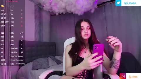 Snapshot of lylita_moon chatting on November 2025 03:50:02 AM Littl online show from November 2025 03:50:02 AM