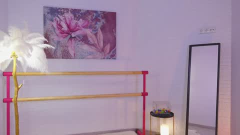 Lyly   online show from January 2025 05:27:01 AM