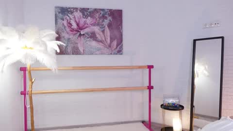 Lyly   online show from March 2025 05:32:01 AM