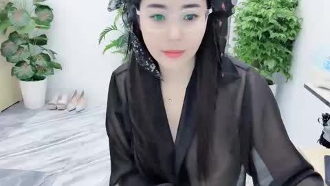 lyly_sweet97 online show from October 2025 02:15:01 AM