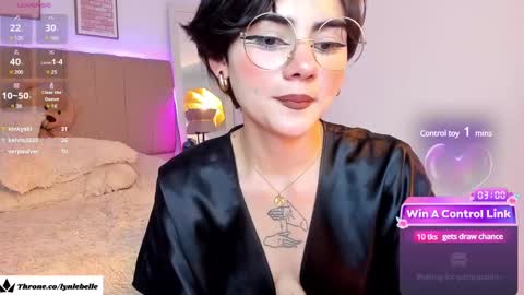 Snapshot of lyn_lebelle chatting on January 2025 07:27:02 AM Lyn online show from January 2025 07:27:02 AM