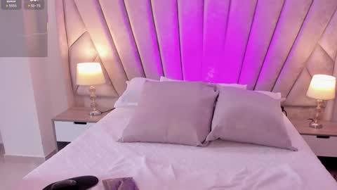 Snapshot of lynara_norien chatting on December 2025 07:20:02 PM LYNARA online show from December 2025 07:20:02 PM