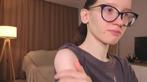 Sara online show from May 2026 04:17:02 PM