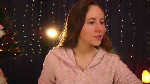 Snapshot of lynn_feline chatting on January 2025 05:01:01 AM Lynn online show from January 2025 05:01:01 AM