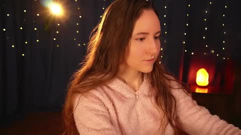 Snapshot of lynn_feline chatting on January 2025 10:02:01 AM Lynn online show from January 2025 10:02:01 AM