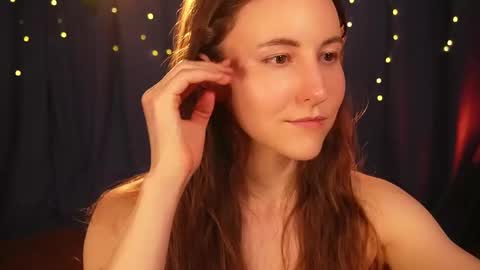 Snapshot of lynn_feline chatting on March 2025 12:17:01 PM Lynn online show from March 2025 12:17:01 PM