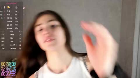 Ellie online show from October 2025 03:16:01 PM