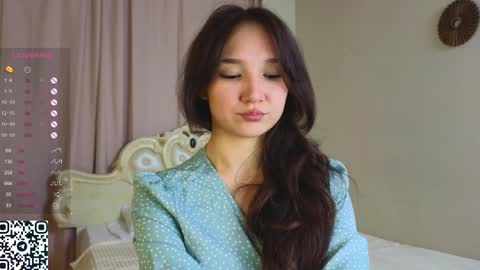 Lola online show from February 2025 06:30:02 PM