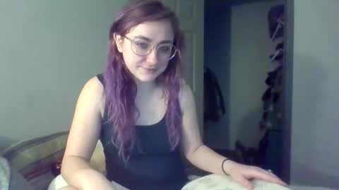 Lynn  online show from February 2026 02:37:01 PM