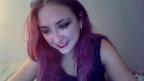 Lynn  online show from June 2026 08:33:02 PM