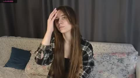 lynnwalker online show from March 2026 07:30:02 AM