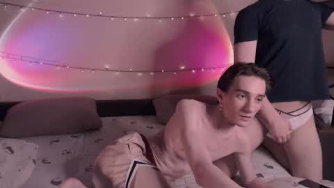 Snapshot of lyonfilm chatting on February 2025 06:21:01 PM KennyEliot online show from February 2025 06:21:01 PM