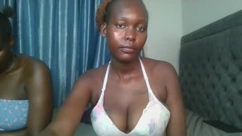 Snapshot of lyra_chloe chatting on February 2026 11:23:01 PM Chloe online show from February 2026 11:23:01 PM