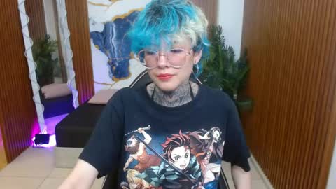 lyra_tay online show from April 2026 07:27:02 PM