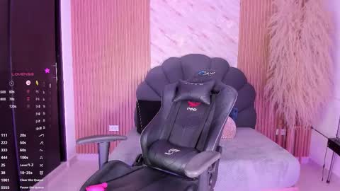    VIVIANA    online show from October 2025 02:24:01 AM