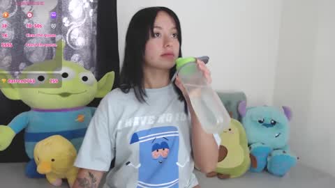 lyshana online show from February 2025 04:58:01 PM