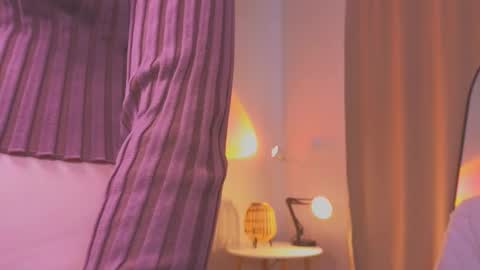 Mila online show from February 2026 06:19:02 AM